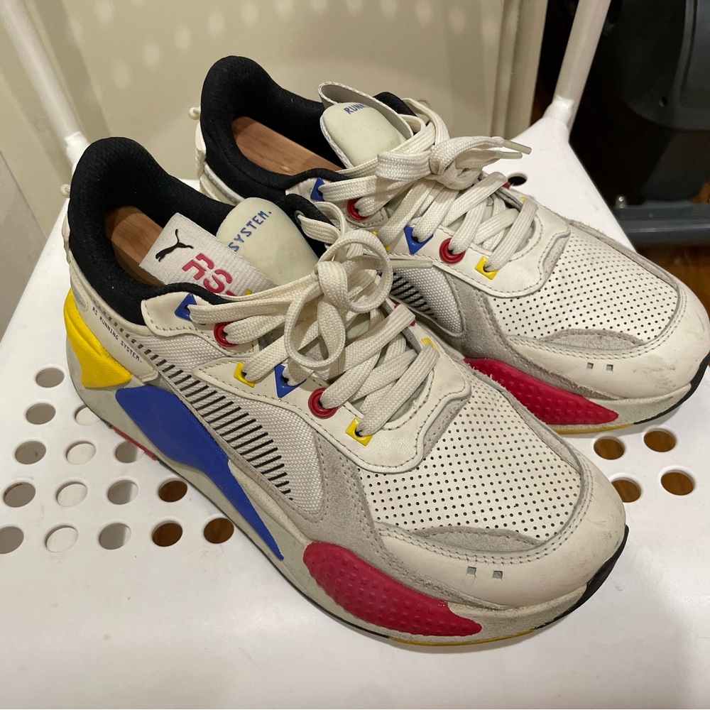 Puma RS-X Sneakers
Women’s US 6.5 / EU 38.5 / CM 24.5